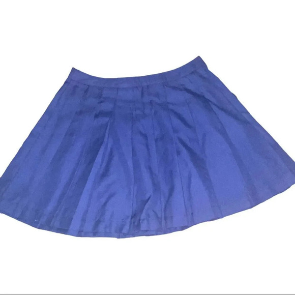 NWOT forever 21 navy pleated skirt - Picture 5 of 5